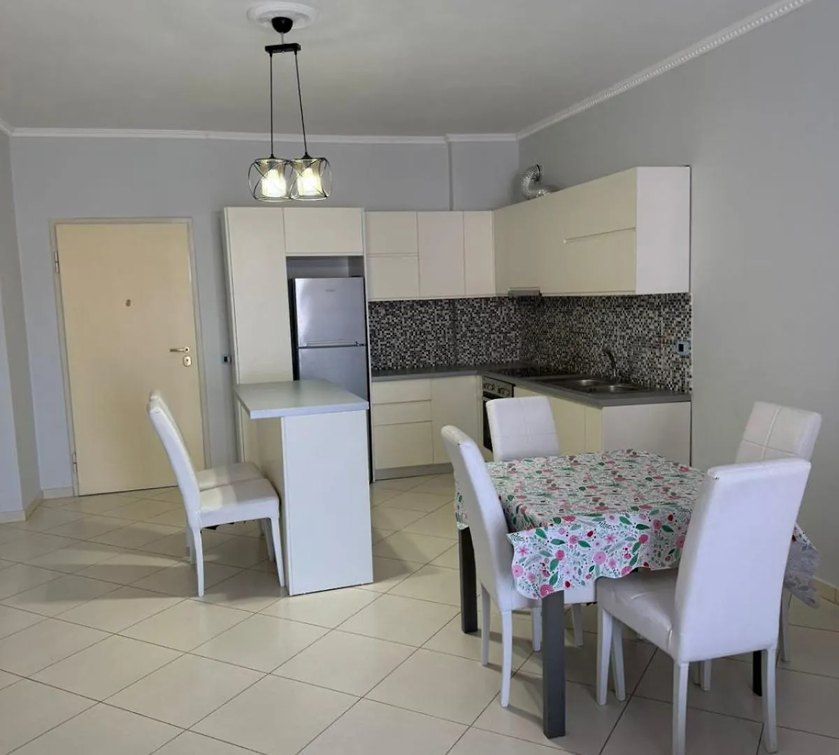 Likaj Rent Home Vlorë Albania