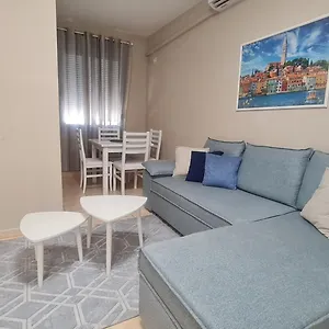 Appartamento The Place, Vlorë